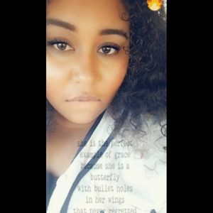 Meet your Posher, Raquel